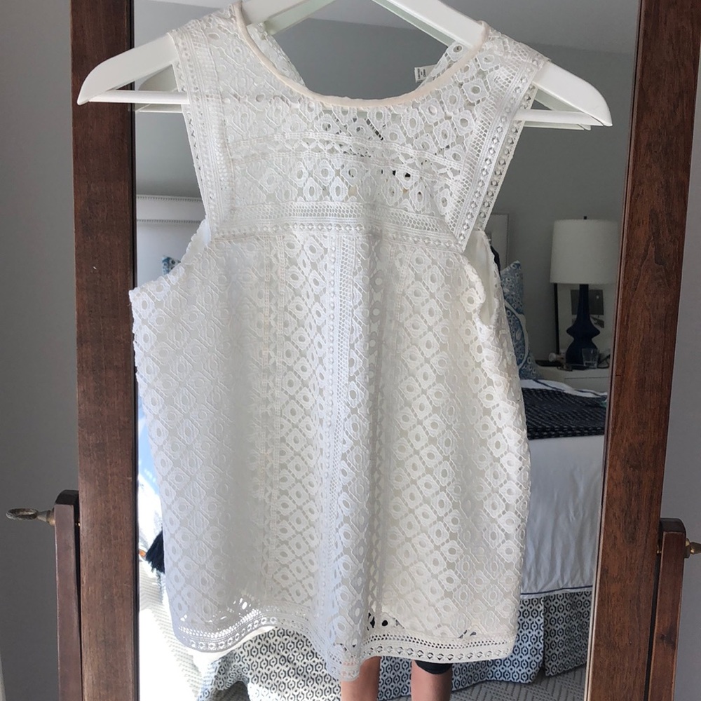 Joie eyelet top